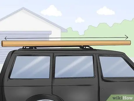 Привязать трубу к багажнику на крыше Шаг 4