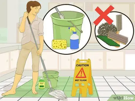 Вымойте пол на кухне, шаг 7