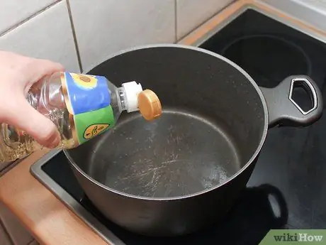 Очистите голландскую духовку Шаг 15