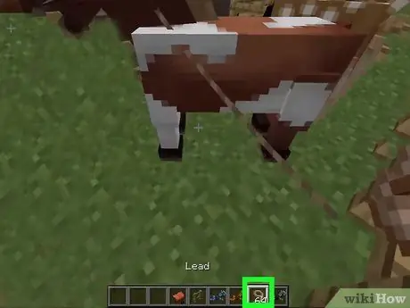 Приручить лошадь в Minecraft на ПК, шаг 6 Приручить лошадь в Minecraft на ПК, шаг 6