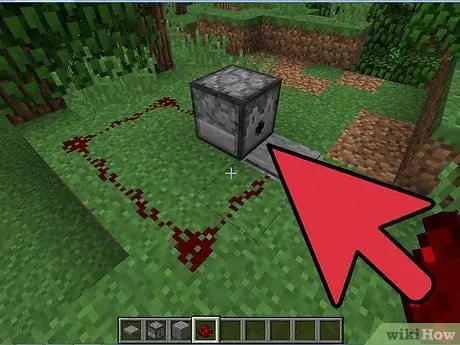Сделайте петлю дозатора редстоуна в Minecraft, шаг 2