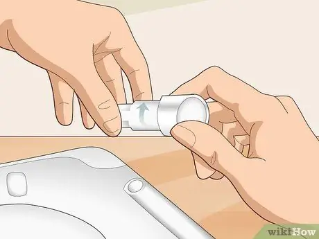 Отрегулируйте мягкое закрытие петель сиденья унитаза Шаг 5