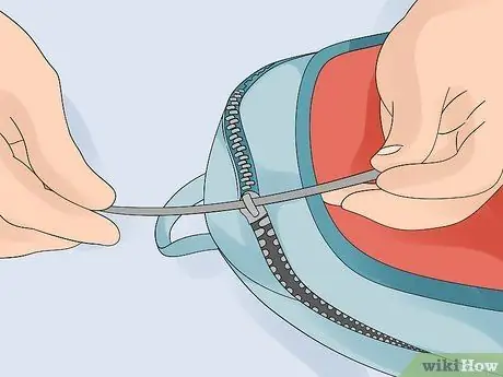 Ремонт бегунка молнии Шаг 7