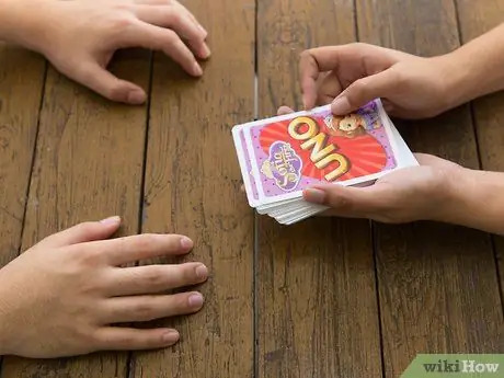 Карты раздачи для Uno Step 4