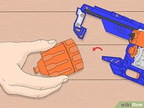 Модифицируйте Nerf Gun Шаг 8