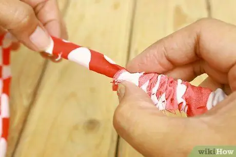 Сделать розетки Шаг 14