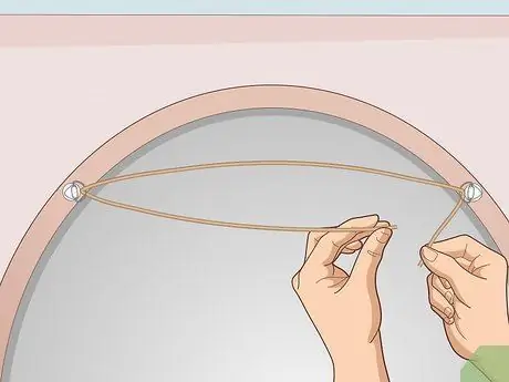 Повесьте стокгольмское зеркало Шаг 10