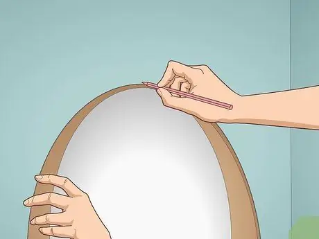 Повесьте стокгольмское зеркало Шаг 4