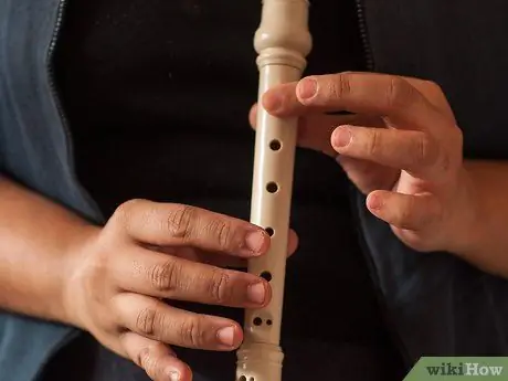 Включите записывающее устройство Soprano Step 4 Включите записывающее устройство Soprano Step 4