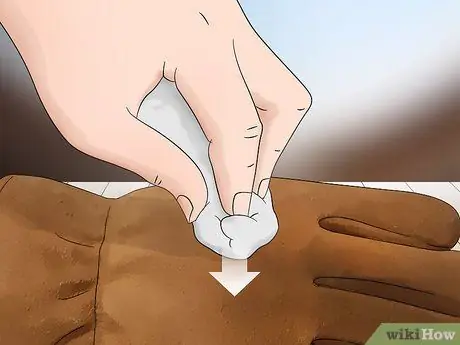 Чистые замшевые перчатки Шаг 8