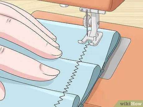 Добавить тюль в платье для выпускного вечера Шаг 11