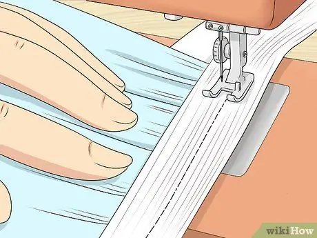 Добавить тюль в платье для выпускного вечера Шаг 14