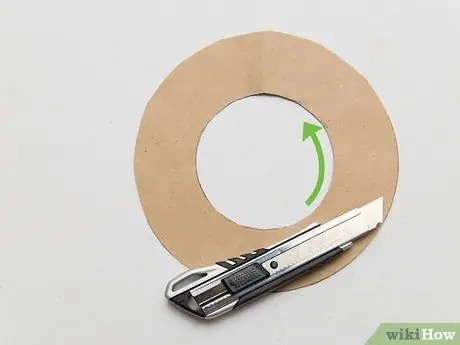 Сделать помпоны из тюля Шаг 10