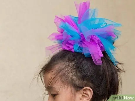 Сделать помпоны из тюля Шаг 8