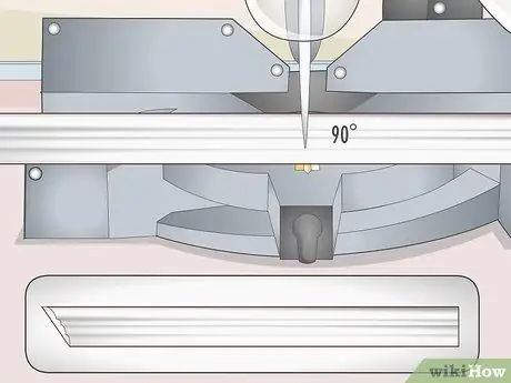 Обрезать дверную раму Шаг 9