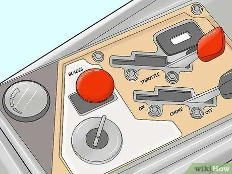 Эксплуатация газонокосилки ZTR Шаг 4