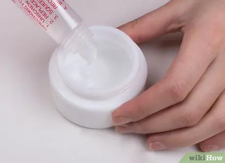 Сделайте клей для блесток, шаг 2