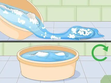 Очистите коврик из натуральной кожи из овчины Шаг 7