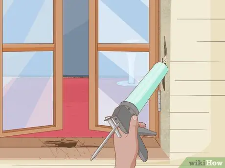 Заменить гнилую древесину вокруг окна Шаг 11