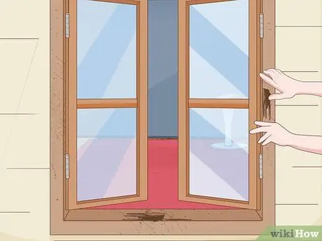 Заменить гнилое дерево вокруг окна Шаг 8