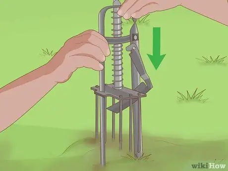 Установить ловушку для кротов Victor Step 13