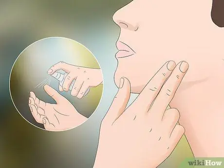 Используйте касторовое масло как средство от насекомых Шаг 6