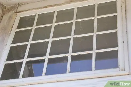 Покраска внутренней оконной рамы, шаг 1