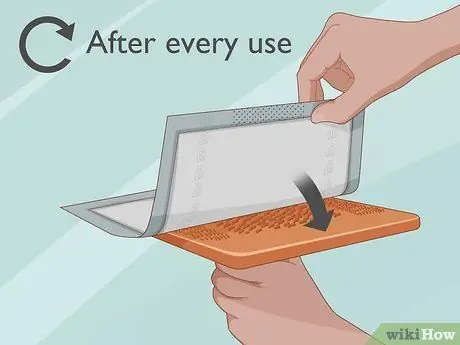 Используйте Swiffer Wet Jet Step 10