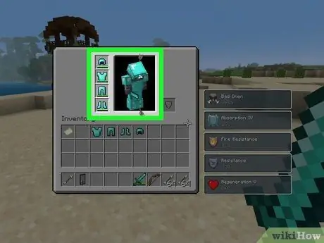 Запуск рейда грабителей на Minecraft PE Шаг 1
