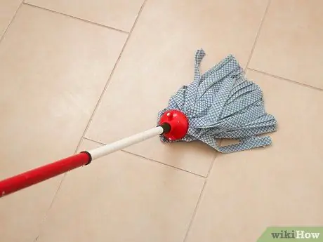 Чистка фарфоровой плитки Шаг 4 Чистка фарфоровой плитки Шаг 4