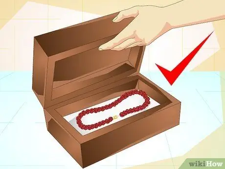 Делаем бусины из лепестков роз. Шаг 10 Делаем бусины из лепестков роз. Шаг 10