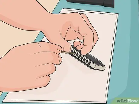 Fix a Harmonica Step 07 Fix a Harmonica Step 07
