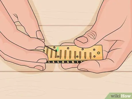 Fix a Harmonica Step 09 Fix a Harmonica Step 09