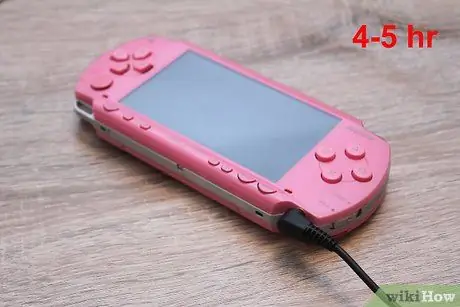 Зарядите PSP Шаг 4 Зарядите PSP Шаг 4