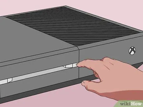 Извлечение диска Xbox One Шаг 2 Извлечение диска Xbox One Шаг 2