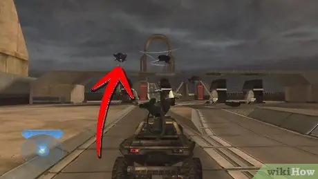 Получите пистолет-скарабей в Halo 2, шаг 3 Получите пистолет-скарабей в Halo 2, шаг 3