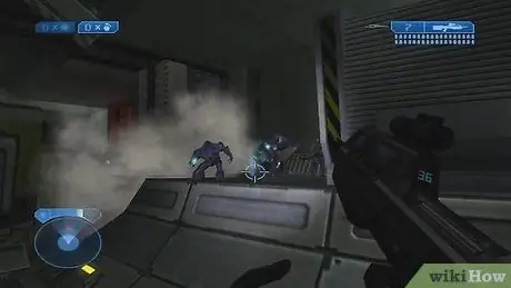 Получите пистолет-скарабей в Halo 2, шаг 6 Получите пистолет-скарабей в Halo 2, шаг 6