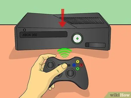 Исправьте беспроводной геймпад Xbox 360, который продолжает отключаться Шаг 8 Исправьте беспроводной геймпад Xbox 360, который продолжает отключаться Шаг 8