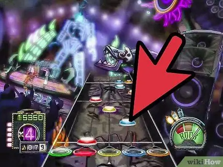 Двуручный удар по Guitar Hero Шаг 4 Двуручный удар по Guitar Hero Шаг 4