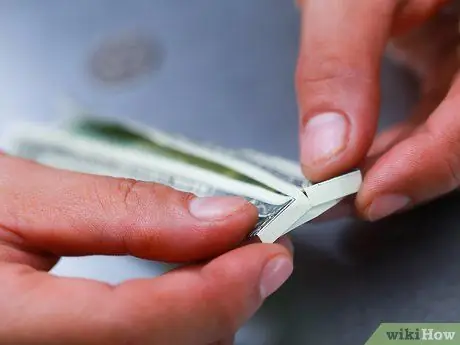 Заработай деньги, человек с помощью оригами. Шаг 3 Заработай деньги, человек с помощью оригами. Шаг 3
