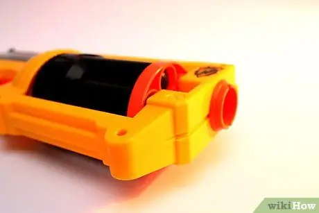 Сделайте страйкбольное оружие из Nerf Gun Шаг 1