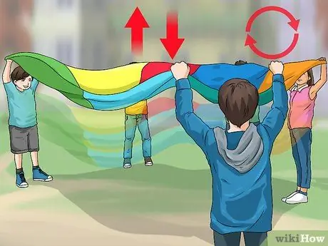 Играть в Parachute Tag Шаг 10 Играть в Parachute Tag Шаг 10
