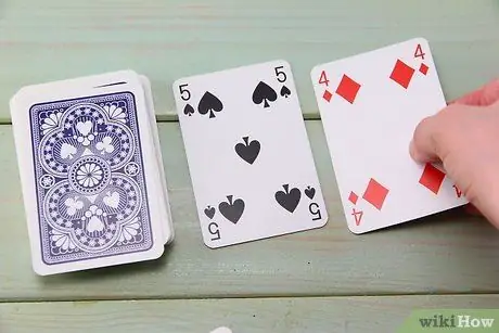 Играйте в Рамми с более чем двумя людьми Шаг 7 Играйте в Рамми с более чем двумя людьми Шаг 7
