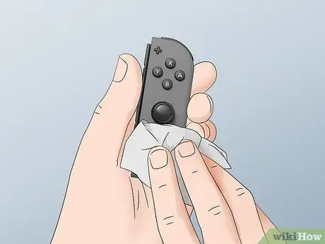 Очистите коммутатор Nintendo, шаг 7 Очистите коммутатор Nintendo, шаг 7