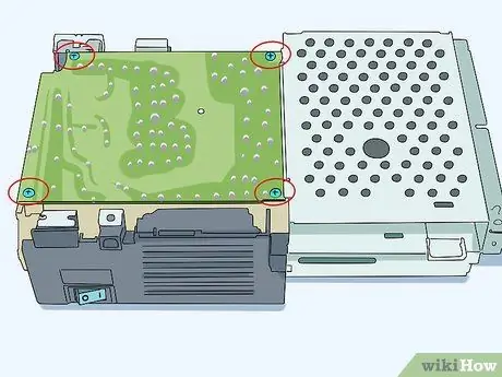 Разобрать PlayStation 2 Шаг 9 Разобрать PlayStation 2 Шаг 9