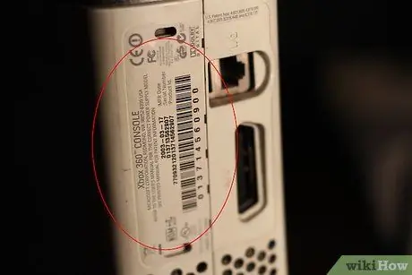 Найдите серийный номер XBox 360, шаг 1 Найдите серийный номер XBox 360, шаг 1