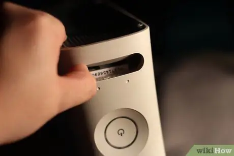 Найдите серийный номер XBox 360 Шаг 7 Найдите серийный номер XBox 360 Шаг 7