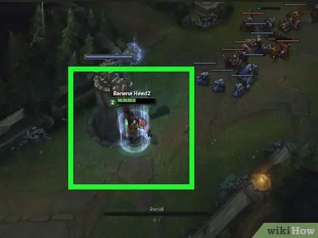 Сыграйте за Гарена в League of Legends, Шаг 11 Сыграйте за Гарена в League of Legends, Шаг 11