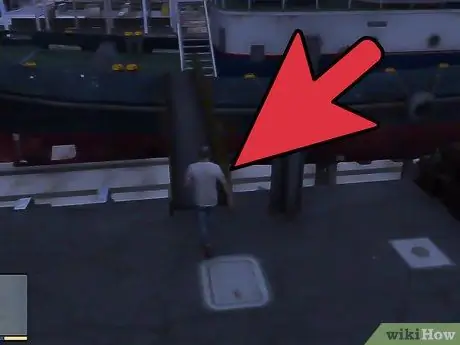 Угоняйте лодки в GTA Step 2 Угоняйте лодки в GTA Step 2