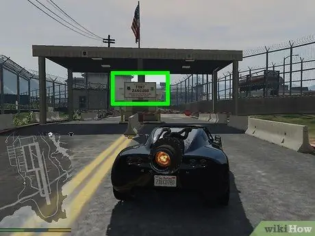Украдите танк-носорог в Grand Theft Auto V, шаг 7 Украдите танк-носорог в Grand Theft Auto V, шаг 7